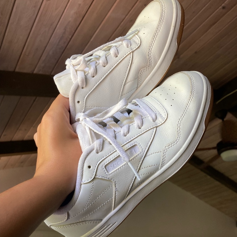 Reebok MemoryTech 2.0 Women’s Club White Sneakers